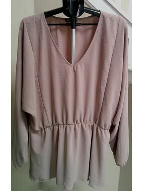 Heimish USA Long Sleeve, V-neck Women's 3xl Champagne Blouse